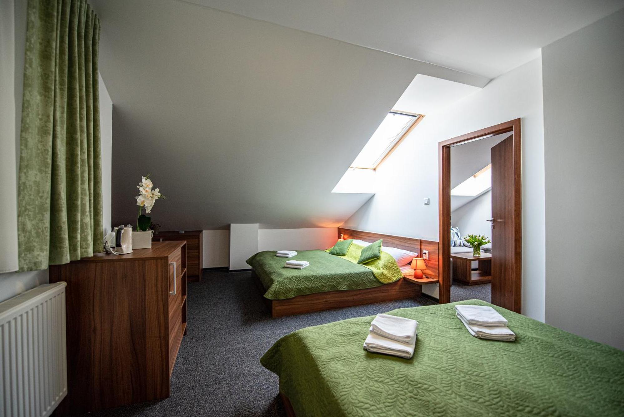 Wellness Penzion Ferrata マルティン 部屋 写真