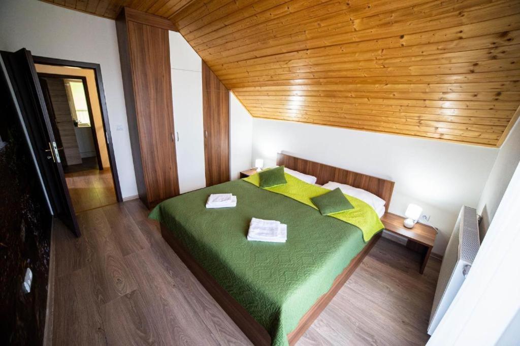 Wellness Penzion Ferrata マルティン 部屋 写真